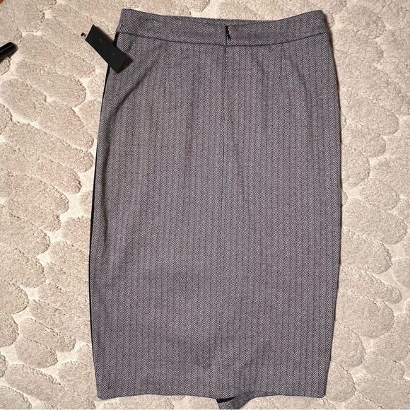 Worthington pencil skirt 🖤 Chevron print 🖤 Soft 🖤 NWT 🖤 size 6 - Picture 2 of 6